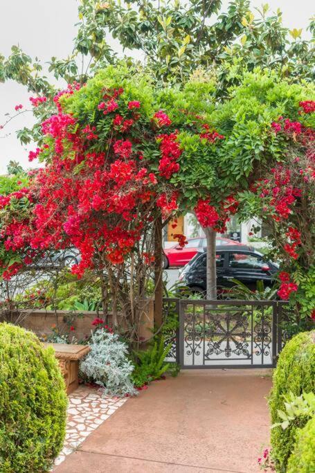 Entire Second Flr - Santa Monica Luxury Roman Villa Los Angeles Exterior foto