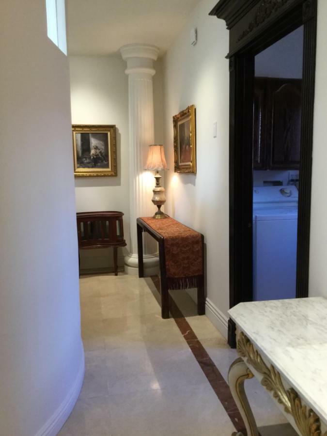 Entire Second Flr - Santa Monica Luxury Roman Villa Los Angeles Exterior foto